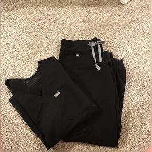 Women’s Black Figs Scrubs